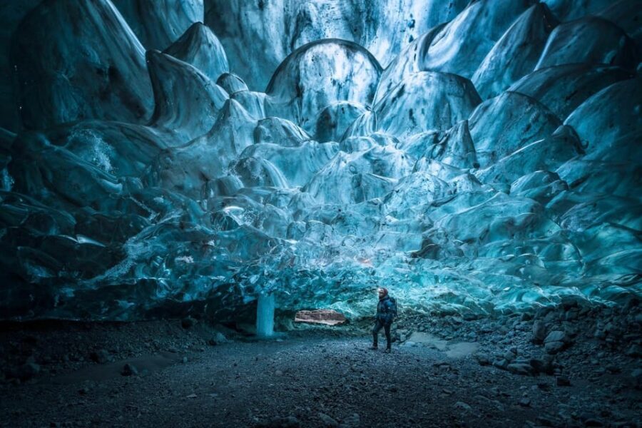 Jökulsárlón: The Original Ice Cave Tour on Vatnajökull - The blue ice caves: what you’ll see (and why it can change)