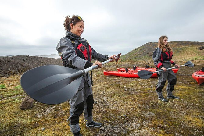 Kayaking on the Sólheimajökull Glacier Lagoon - Meeting at the Sólheimajökull parking lot and getting geared up