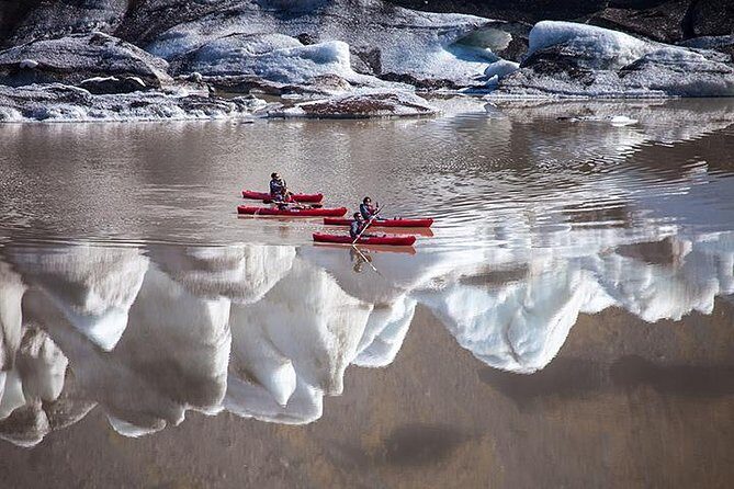 Kayaking on the Sólheimajökull Glacier Lagoon - Time on the water: 2 hours 30 minutes that feels well-paced