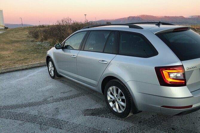 Keflavik International Airport Private Transfer To/From Reykjavik - The Ride Experience: Clean Cars, Helpful Drivers, and Wi‑Fi for the First Minutes
