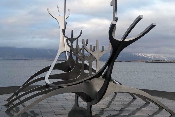 Keflavik International Airport Private Transfer To/From Reykjavik - Luggage Capacity, Suitcases, and Child Seats: The Details That Prevent Headaches