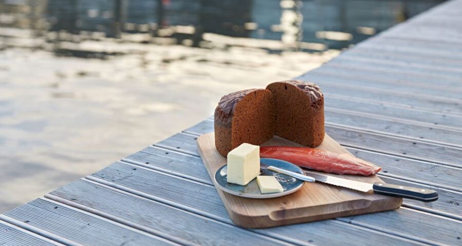 Laugarvatn Fontana: Geothermal Bread-Baking Experience - The tasting: rye bread, Icelandic butter, and smoked trout