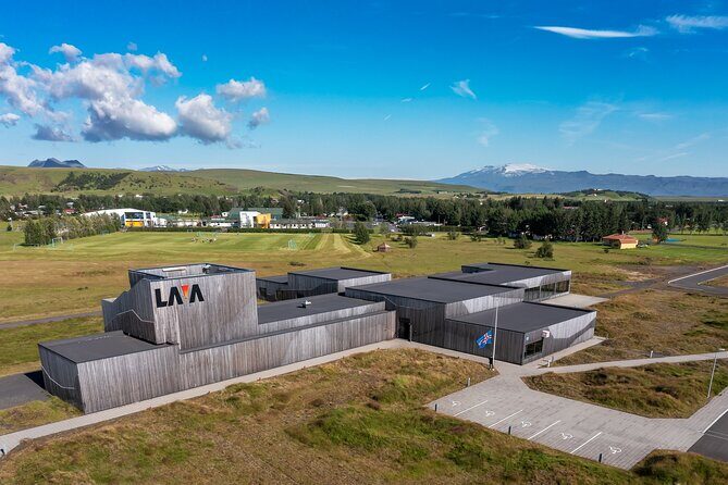 Lava Centre Interactive Volcano Exhibition - The hotspot under Iceland: magma plume replica you can see and reason through