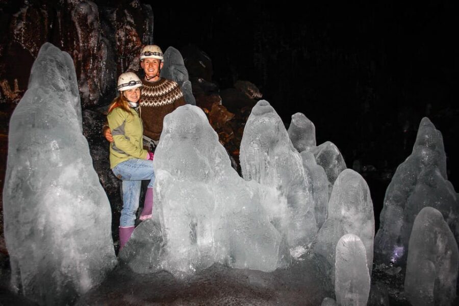 Lofthellir Ice Cave Super Jeep Tour - Inside Lofthellir: why there’s no preset lighting