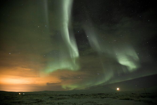 Northern Lights 4x4 Jeep/van Tour from Akureyri - What makes this tour worth your time