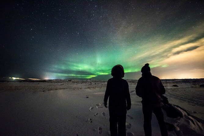 Northern Lights Bus Tour from Reykjavik with Hot Chocolate - The Waiting Game: Finding Spots Instead of Waiting in One Place