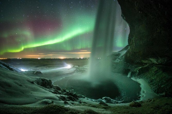Northern Lights Bus Tour from Reykjavik with Hot Chocolate - If You Don’t See the Aurora: Using the Free Rebook Option