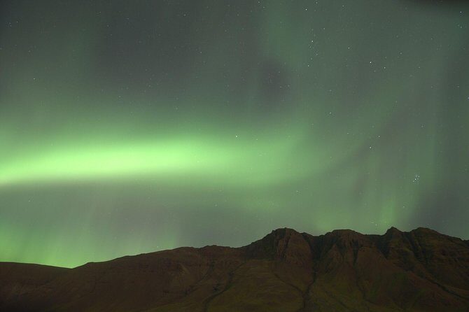 Northern Lights Cruise from Downtown Reykjavik - Northern Lights cruise from Reykjavik Harbor: a short ride with big scenery