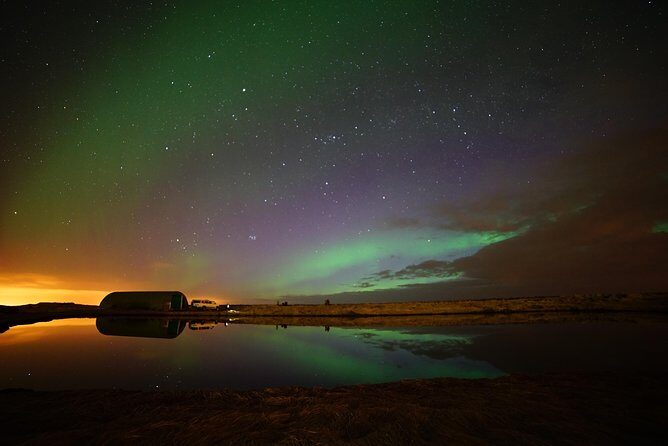 Northern Lights Minibus Tour with Hot Cocoa, Blankets & Photos - Stop 2 Viewing Site: Blankets, Hot Cocoa, and Free Northern Lights Photos