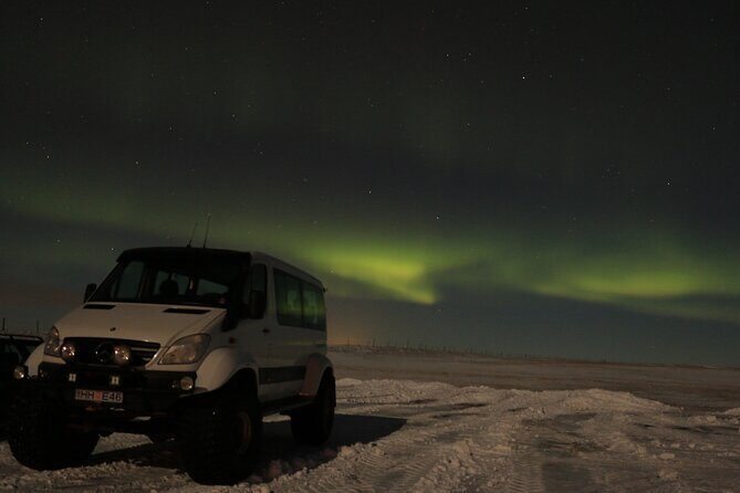 Northern Lights Super Jeep Guided Tour with Hot Drink & Snack - Quick highlights