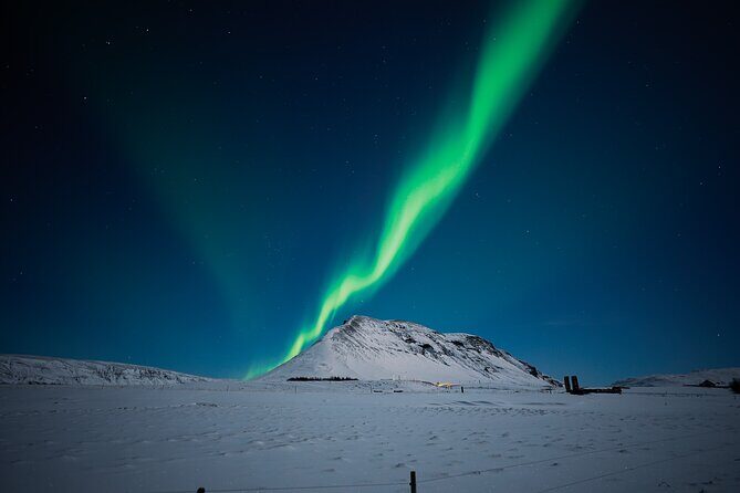 Northern Lights Tour with Photos, Snacks, Warm Snowsuits, Chairs - Re-Runs for Non-Sightings: How This Tour Manages Weather Risk