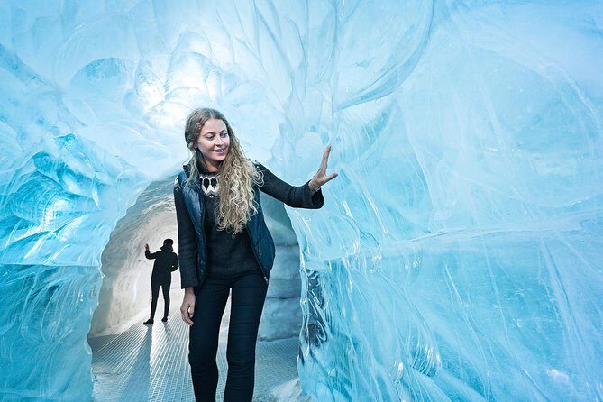 Perlan - Wonders of Iceland Experience - Stop 1: walking into Perlan’s real ice cave