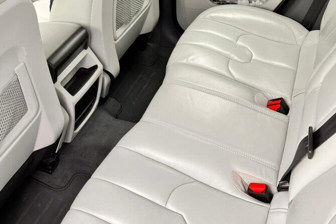 Private Airport Transfer - WiFi and Air-Conditioning: Small Comforts That Save Real Time