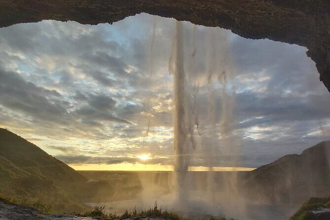 Private Day Tour: Explore Iceland’s South Coast & Glacier Hike - Price and value for a group of up to 7