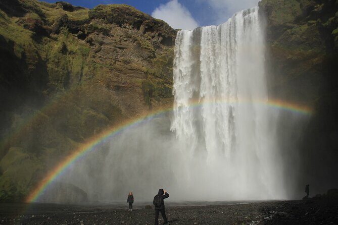 Private Day Trip to the Icelandic South Coast from Reykjavik - The brief Mercury Grail stop: why 10 minutes still counts