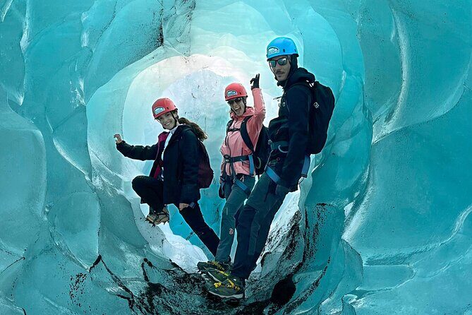 Private Extreme Encounter w/ ropes on Sólheimajökull Glacier - Weather and clothing: how to avoid turning cold into a problem