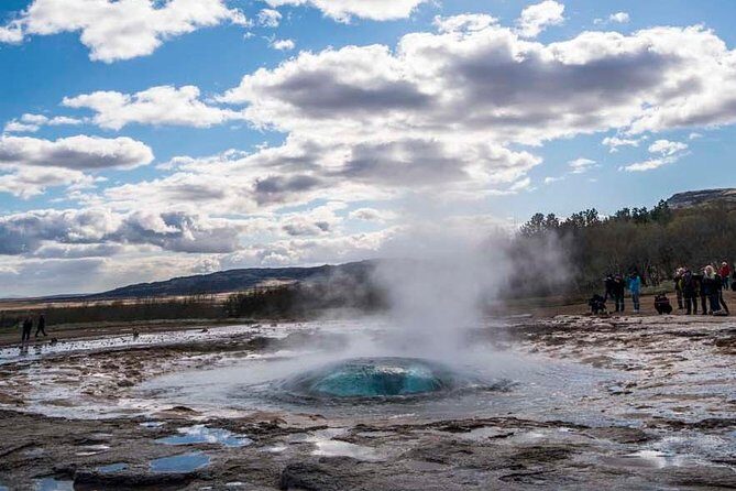 Private Golden Circle Classic Tour from Reykjavik - Thingvellir National Park: the rift you can feel