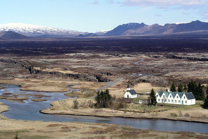 Private Golden Circle tour in a premium class car. - Geysir Geothermal Area and Strokkur eruptions