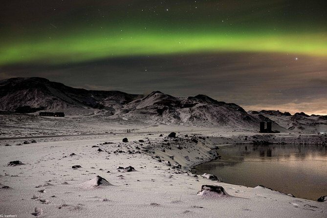 Private Northern lights with photographs - What makes this hunt feel truly private