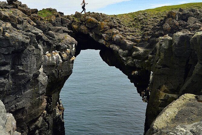Private Snæfellsnes Peninsula day tour with 6+ Attractions - Weather, timing, and how to enjoy the 10-hour rhythm
