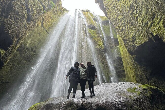 Private South Coast tour / Black Sand Beach, Waterfalls and more - Dyrhólaey: the door-arch viewpoint over the coast