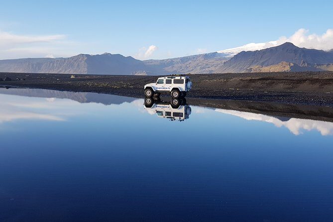 Private Superjeep Full-Day South Coast and Eyjafjallajokull Volcano Sights