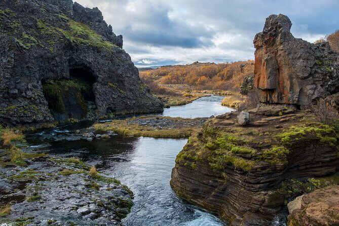 Private Tour of Valley of Tears and Highlands adventure - Sigóldufoss at the Highlands Entrance: Blue Water, Fast Stop