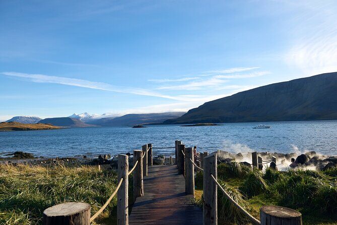 Private Tour to Golden Circle and Hvammsvík Hot Spring - Gullfoss: the waterfall moment and the story that saved it