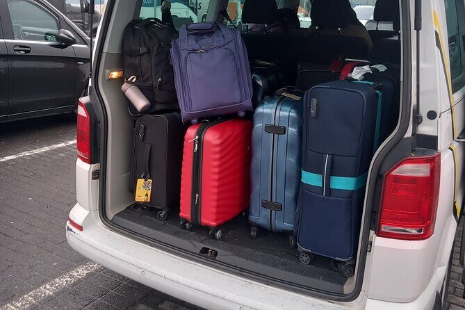 Private Transfer from Keflavik Airport to Reykjavik/surrounding - Price and value: $160 per group, and how to judge it fairly