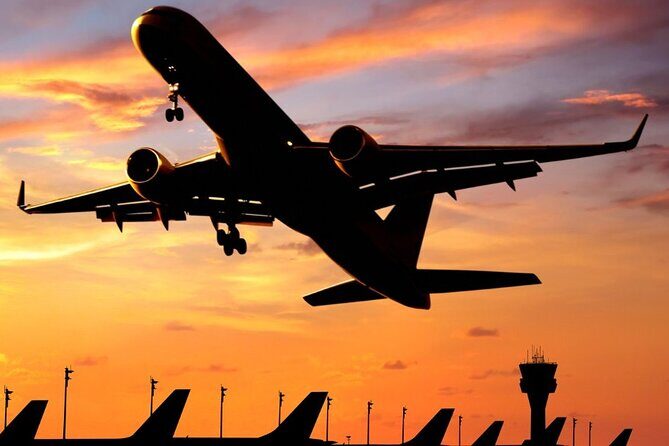 Private Transfer from/to Keflavik Airport (KEF) - Private Vehicle for Up to Seven: When This Becomes Great Value
