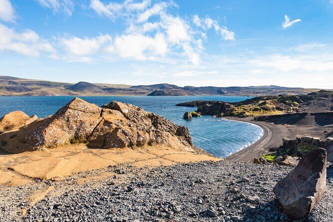 Private Transfer Reykjavik to Keflavik Airport - The drive itself: 45–60 minutes of comfort and timing