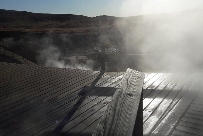 Reykjanes peninsula- Geopark and much more. Private tour - Stop 3: Kleifarvatn Lake, deep and fed by hot water