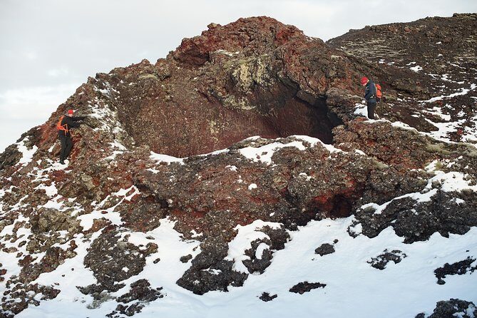 Reykjanes secret G spots - raw edition - What To Pack And Wear For An Active, Weather-Flip Day