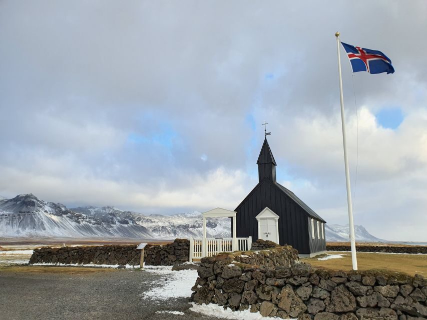 Reykjavik: 2-Day West Tour with Snæfellsnes & Silver Circle - Why the West Coast and Silver Circle work so well in 2 days