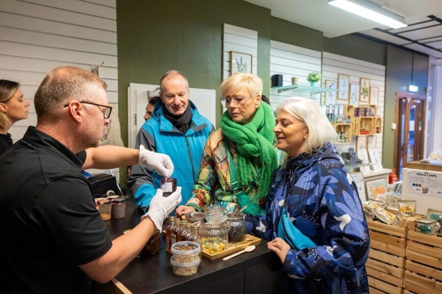 Reykjavik: Christmas Food Tour with Tastings and Drinks - The Little Christmas Store stop and your locally inspired gift