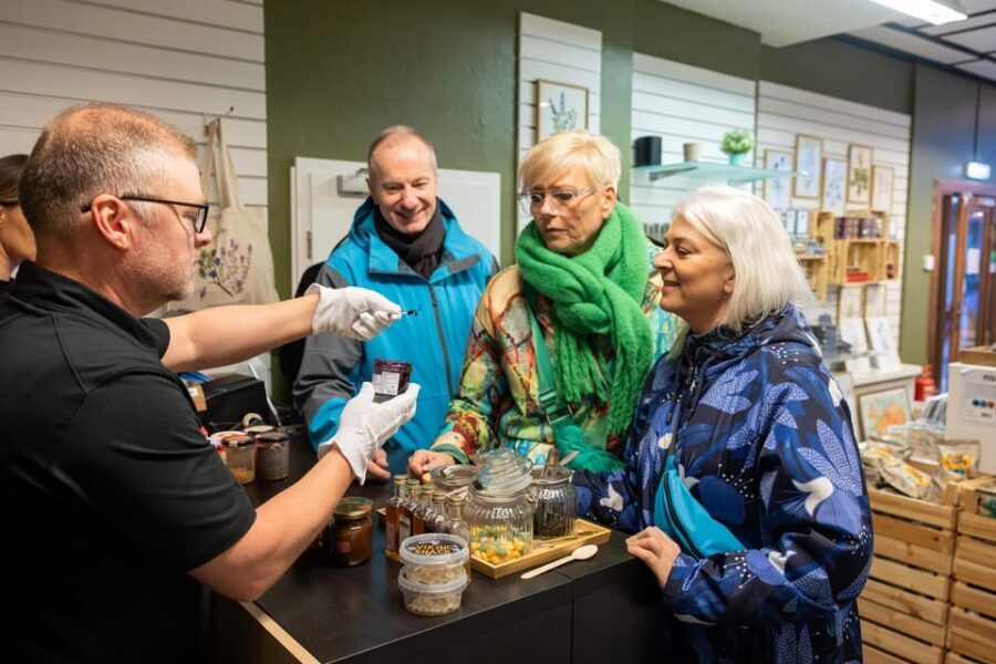 Reykjavik: Christmas Walking Tour with Icelandic Traditions - A Book Store Stop: Where Icelandic Christmas Turns Literary
