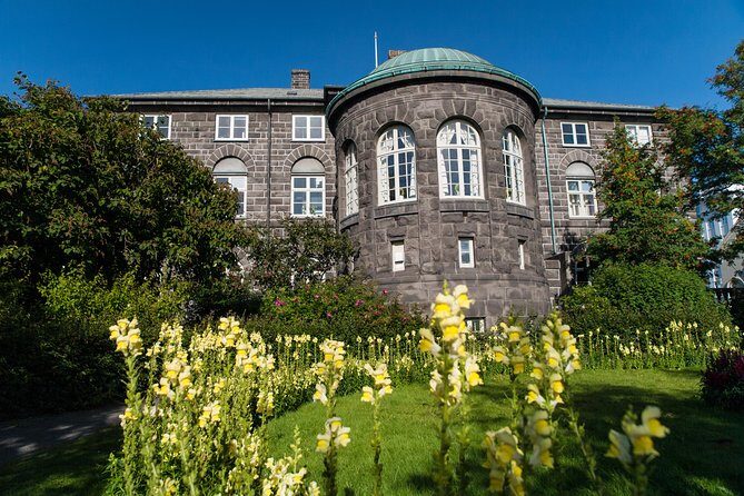 Reykjavik City Walking Tour - City Hall’s Iceland Map and the Geology Lesson You’ll Remember