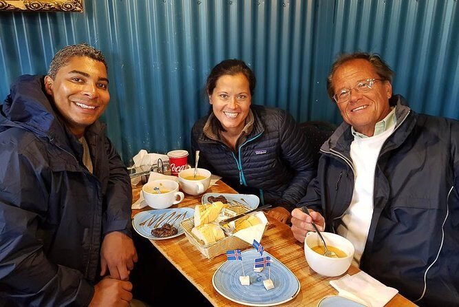Reykjavik Food Lovers Tour - Icelandic Traditional Food - Bæjarins Beztu Pylsur: the iconic 1937 lamb hot dog stop