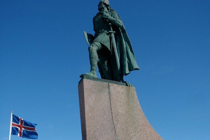 Reykjavik Food Tour and City Walk - PRIVATE TOUR - Hallgrímskirkja and the Government Buildings: The City’s Backbone