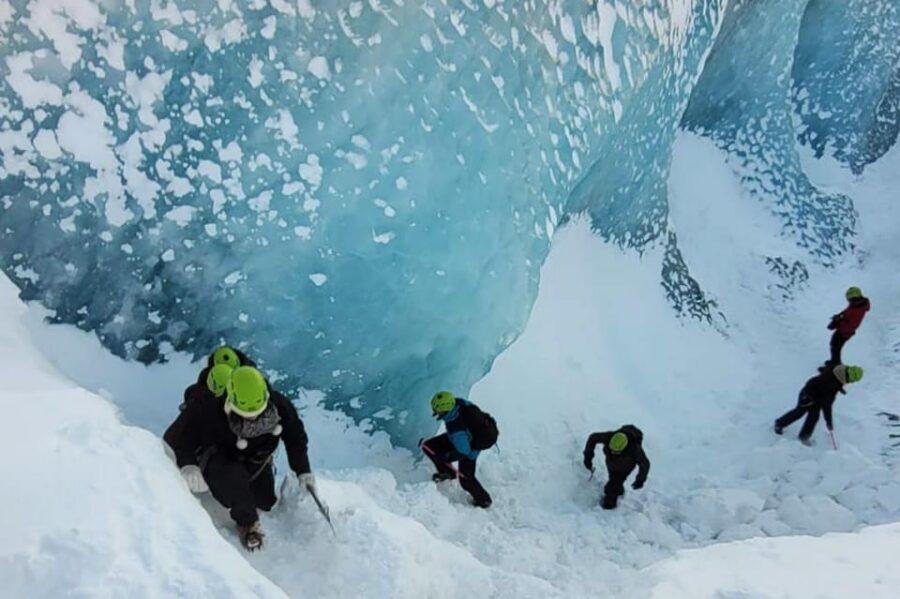 Reykjavik: Glacier Hike, Waterfalls and Black Sand Beach - FAQ