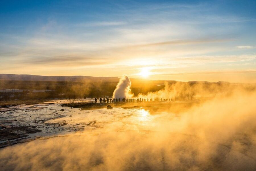 Reykjavik: Golden Circle Afternoon Tour - Guide Style, Tablets, and the Value of Explanations