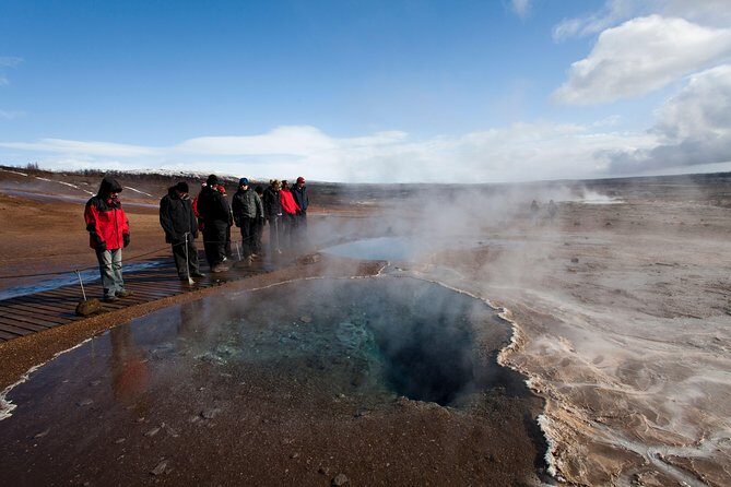 Reykjavik: Golden Circle and Northern Lights Small-Group Tour - Geysir geothermal field: Strokkur’s frequent eruptions are the main event