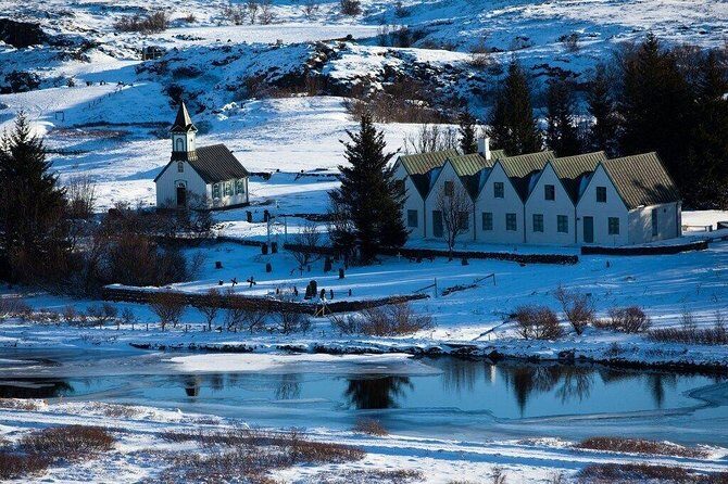 Reykjavik: Golden Circle and Northern Lights Small-Group Tour - Kerið and the Golden Circle flow: why the timing feels efficient