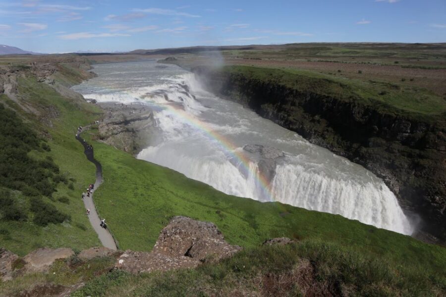 Reykjavík: Golden Circle Geological Jeep Day Trip - The jeep ride itself: small group comfort and real-world expectations