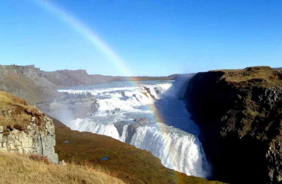 Reykjavik: Golden Circle, Kerid Crater and Sky Lagoon Tour - Gullfoss: the two-tier waterfall and how to manage the mist