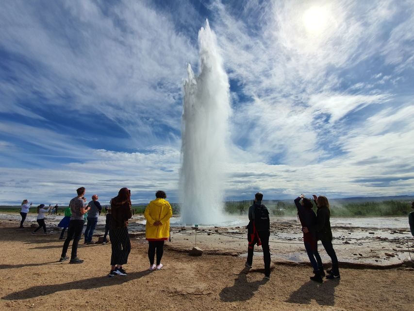 Reykjavik: Golden Circle, Kerid Crater and Sky Lagoon Tour - Reykjavik pickup and the morning plan you should follow