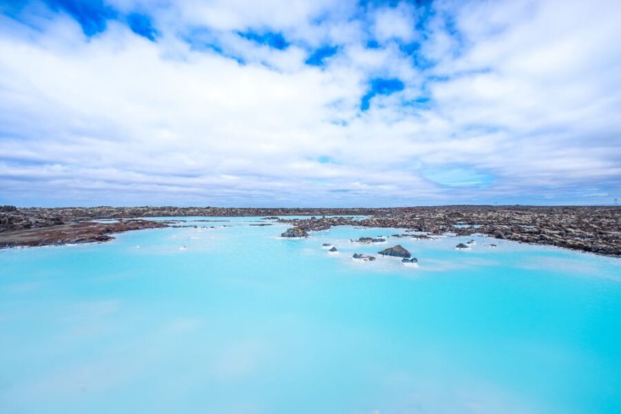 Reykjavík: Golden Circle Minibus Tour & Blue Lagoon Transfer - Golden Circle timing: why this day feels fast but not chaotic