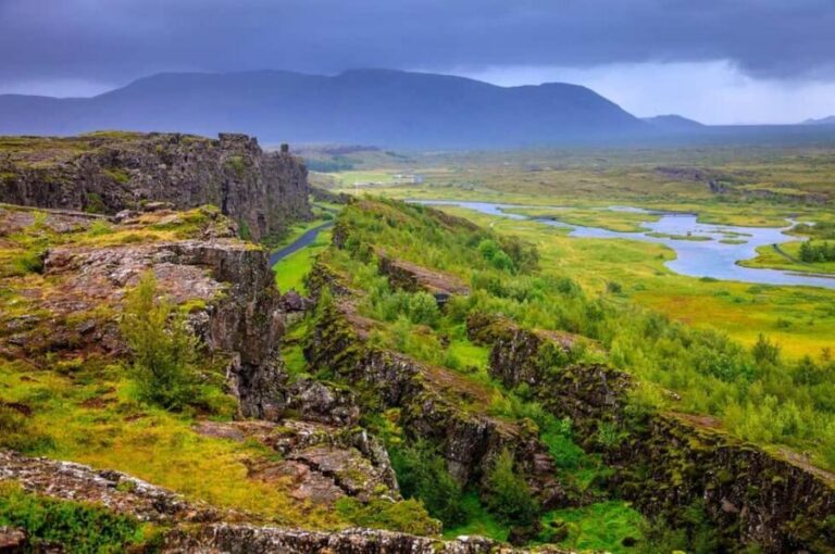 Reykjavik: Golden Circle Tour and Sky Lagoon Entry Ticket