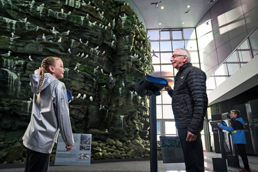 Reykjavík: Golden Circle Tour & Perlan Museum Tour - Hitting the Road Back to Reykjavík: Why the Museum Stop Changes the Day