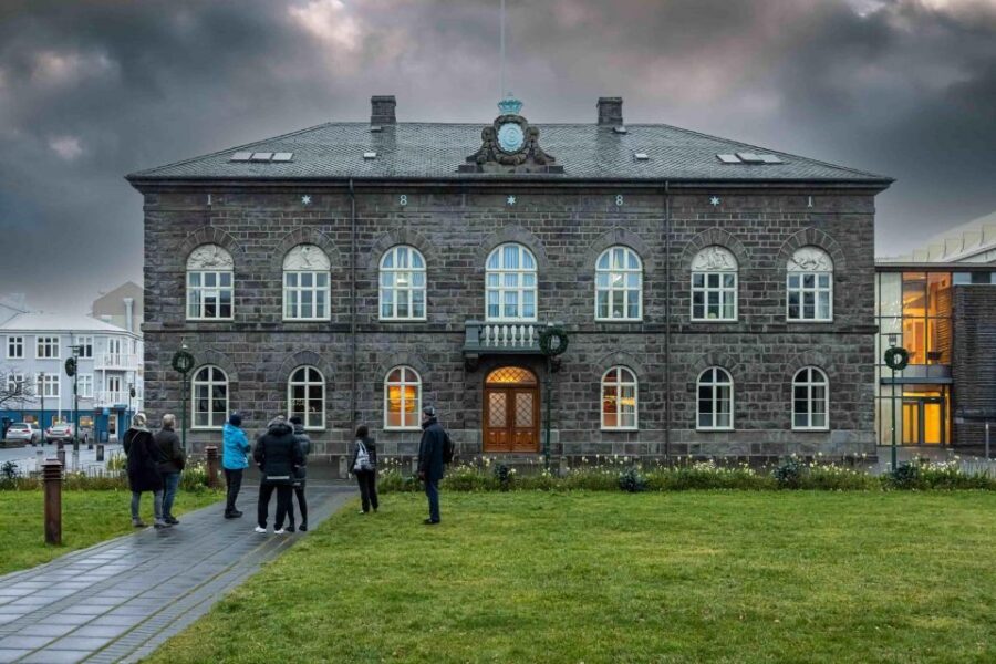 Reykjavik: Guided Folklore Walking Tour - Ingólfur Square and the Elfstone: folklore in the middle of the modern city